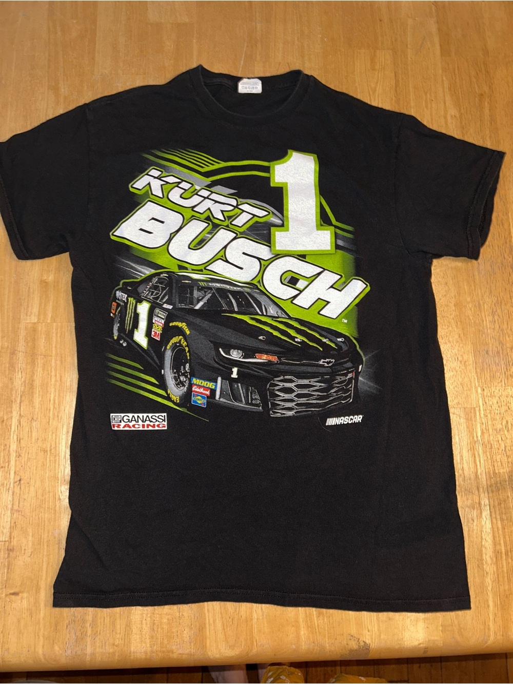 Nascar Champion Kurt Busch Monster Energy Ganassi Camaro Men's Medium tshirt #1